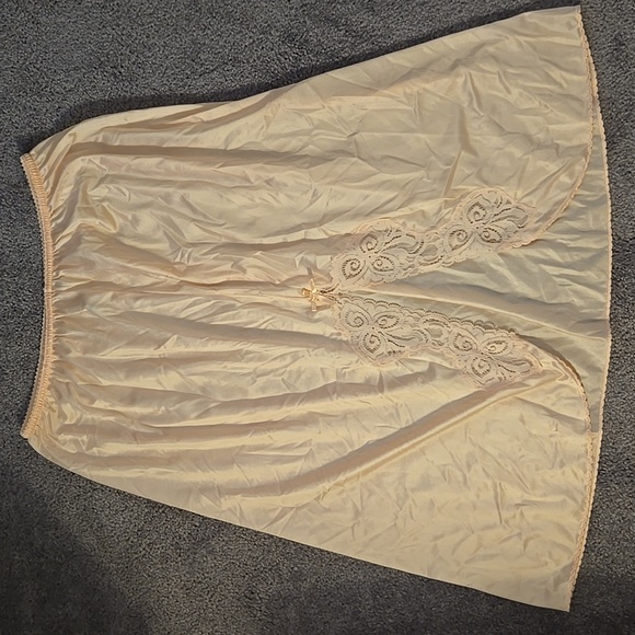 Bali Other - Lovely Bali Slip, Size XL